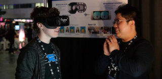 手柄只是前奏,三星FaceSense能让你用表情控制Gear VR