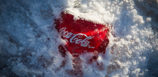 怎么做可乐冰沙?可口可乐零下四度新品告诉你:摇一摇就OK!