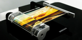 双向OLED柔性屏正式亮相,三星折叠手机还会远吗?