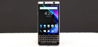 诚意不足还是命途多舛?黑莓KEYone发售一个月即被“判刑”