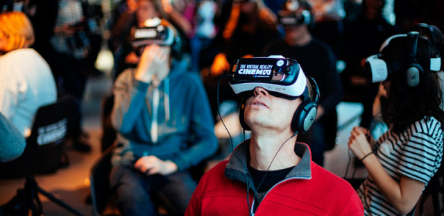 国美VR影院上线：全线标配HTC Vive，看电影从未如此享受