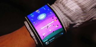 联想展示可弯曲手机Cplus,我们离无手机时代还有多远?