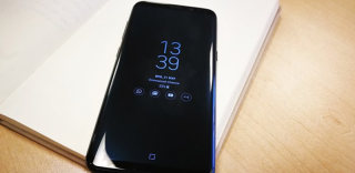 手机息屏显示时间如何设置?其实息屏显示App也能帮你实现