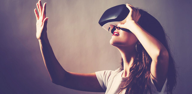 VR眼镜看电影效果好么？手机VR眼镜看电影模糊怎么办？
