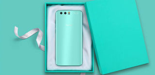 前有奶奶灰后有知更鸟蓝,手机机身配色重要性堪比明星代言?