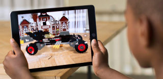 苹果ARKit再出神作:变身神笔马良,凭空造物不是梦