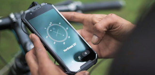 无信号照样能发短信,战狼2同款三防手机AGM X2闪亮登场