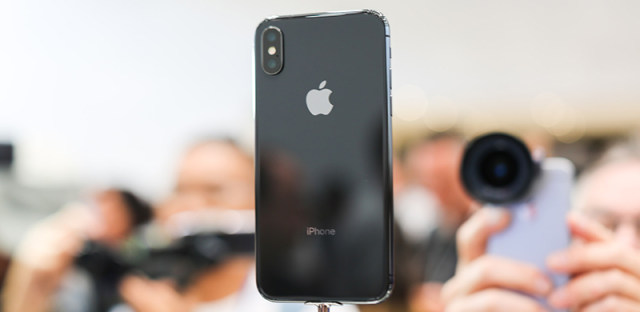 iPhoneX/iPhone8是快充手机，但苹果快充插头和数据线需另购