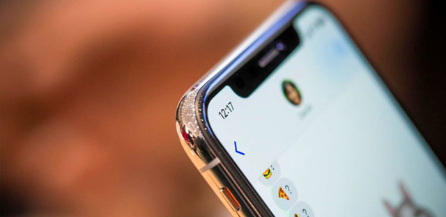 OLED屏幕的对决：苹果iPhoneX和三星Note8屏幕对比谁更好？