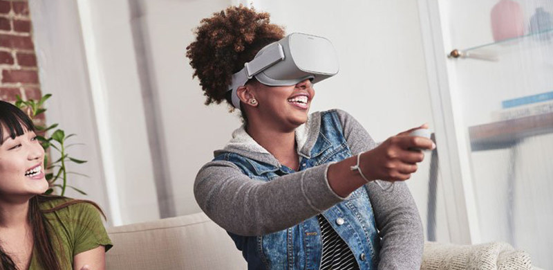 Gear VR的劲敌：Facebook VR一体机Oculus Go轻装上阵