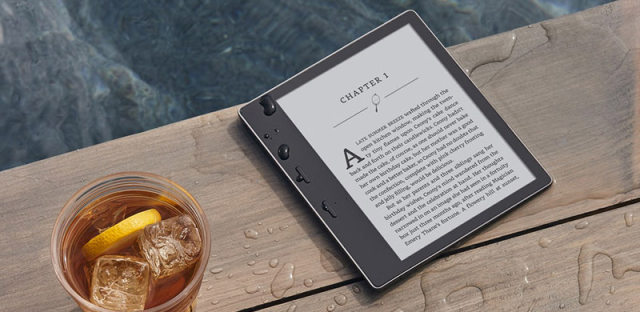 Kindle十年之作：IPX8防水加持的新版Kindle Oasis值不值得买？