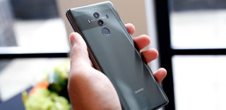 在移动办公领域上,华为Mate10比三星良心多了