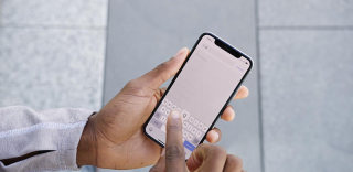 苹果iPhoneX有必要贴膜/带手机壳吗?刮花、碎屏隐患仍然存在