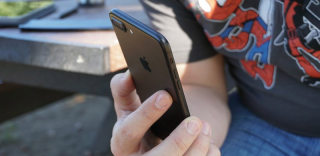 教你如何合理使用iOS11.1小白点功能,单手也能轻松操控Plus机型