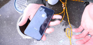 苹果iPhoneX防水性能怎么样？等级IP67，实际测试更惊艳
