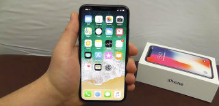 苹果iPhoneX冻屏怎么回事：低温导致屏幕触控失灵，可修复