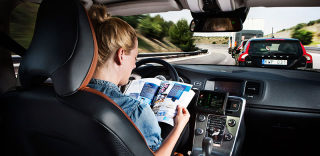 自动驾驶专车渐行渐近,可大家关心的安全问题得到解决了吗?