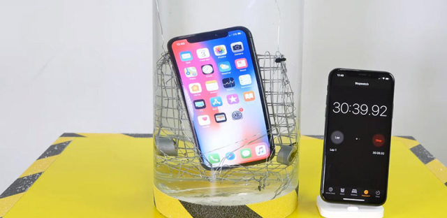 苹果iPhoneX支持IP67防水，但进水故障不支持保修