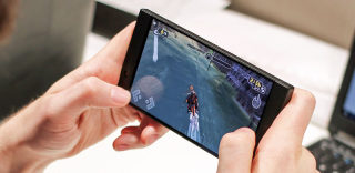 前有黑鲨后有努比亚,游戏手机真的能让你游戏超神?