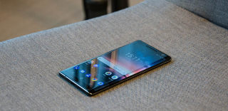 诺基亚8 Sirocco和诺基亚8有什么不同、区别?配置怎样值得买吗