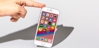 iPhone8屏幕维修重要提醒:请务必到苹果直营店更换屏幕!