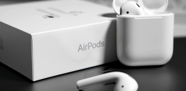 AirPods清洗教程：如何清洗充电盒以及耳机缝隙里的污垢