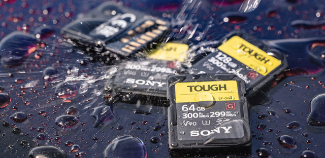索尼Tough UHS-II高速SD卡，首创一体式结构带来强悍三防功能