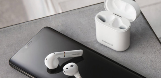 荣耀FlyPods无线耳机撞脸AirPods，支持无线充电是一大亮点