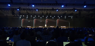 终究还是要向现实低头,三星或将推出异形屏手机