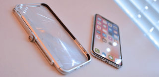 iPhoneX/XS老花专用手机壳？老人家看手机的问题解决了