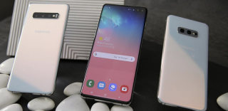 三星S10屏幕出现闪光白亮点怎么回事如何解决?可以换货吗