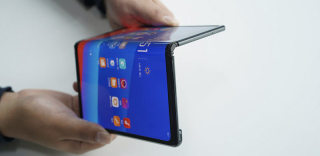 OPPO折叠屏手机最新设计渲染图曝光，升降摄像头依旧抢眼