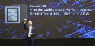 华为发布最强AI处理器昇腾910,运算力比顶尖芯片快2倍