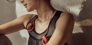 苹果发布新款Powerbeats蓝牙耳机,搭载AirPods同款H1芯片