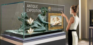 这手机怎么没屏幕?LG展示透明OLED屏幕,未来可用于手机