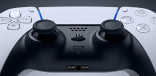 国行PS5锁区吗能玩港服游戏吗，锁服不锁区是什么意思