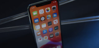 iPhone 12屏幕发绿问题怎么解决要退货换机吗?苹果客服回复